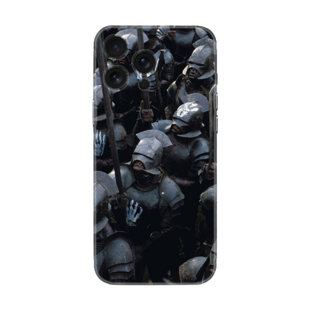 Zırhlı savaşçılar temalı baskılı iPhone kılıfı, siyah ve gri renk tonlarında tasarım