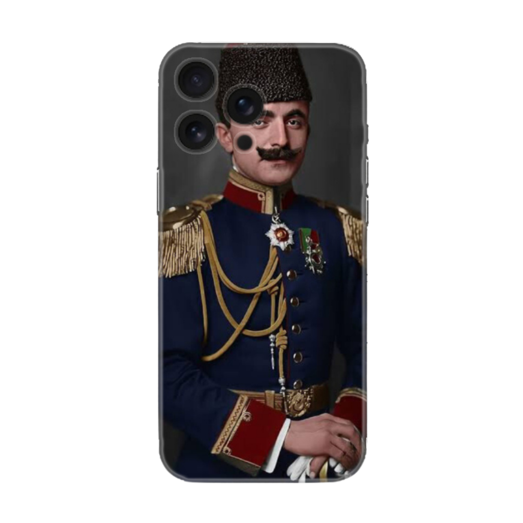 Osmanlı subayı temalı, şık ve kişiye özel tasarımlı telefon kılıfı