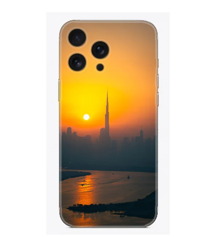 Şehir silüeti ve gün batımı manzaralı dekoratif telefon kılıfı