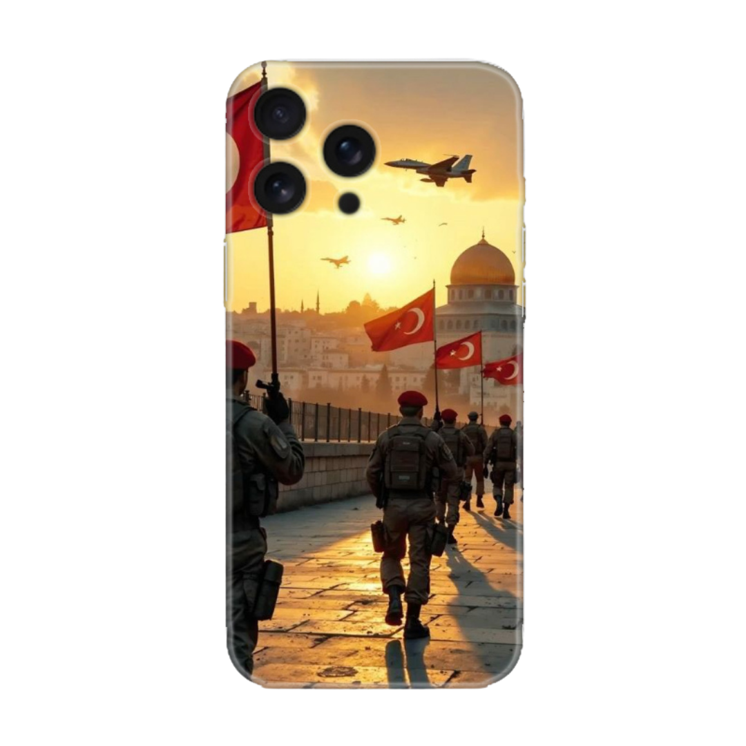 Türk bayraklı, asker ve camili manzaralı telefon kılıfı tasarımı